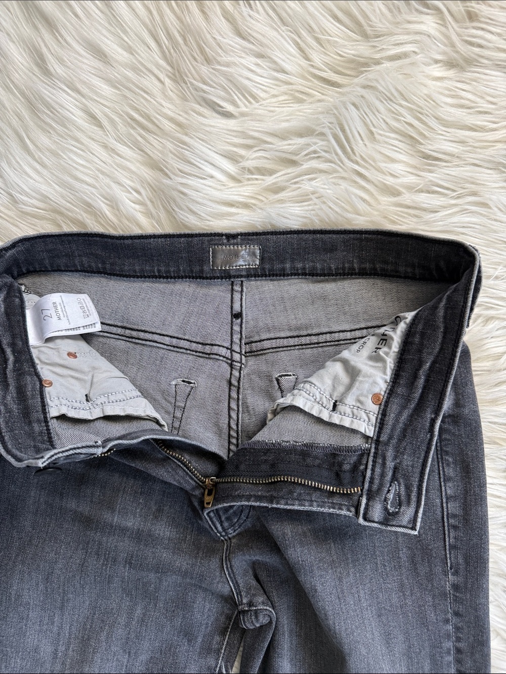MOTHER “The Insider Crop Step Fray” Save Your Soul Jeans Size 27 - Picture 8 of 16